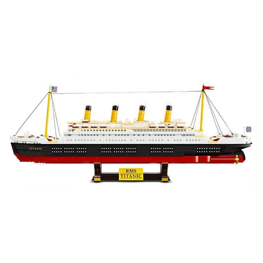 MOC RMS Titanic Cruiser Steam Ship Boat Bricks Toy