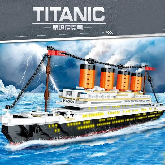 MOC RMS Titanic Steam Boat Ship Bricks Toys