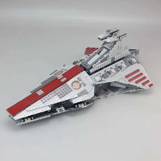 MOC 05042 Star Wars Venator Republic Attack Cruiser Bricks Toy