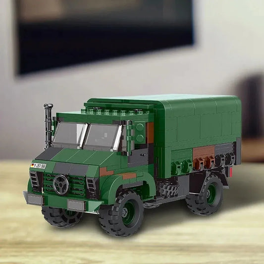 Military WW2 MOC Unimog LKW 2T GL Armored Truck Bricks Toy