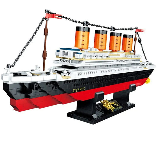 MOC RMS Titanic Steam Boat Ship Bricks Toys